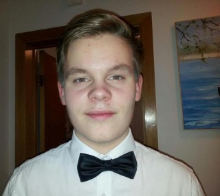 Burt með innkaupalistana