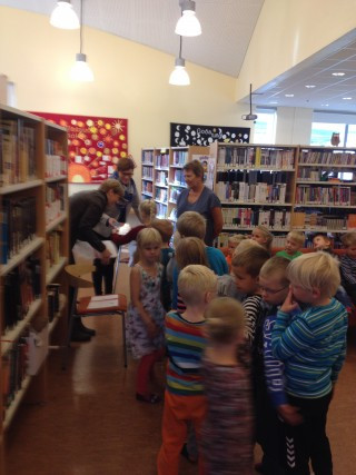 Dagur læsis/ Bókasafnsdagurinn- Læsi, lestur og læsisátak