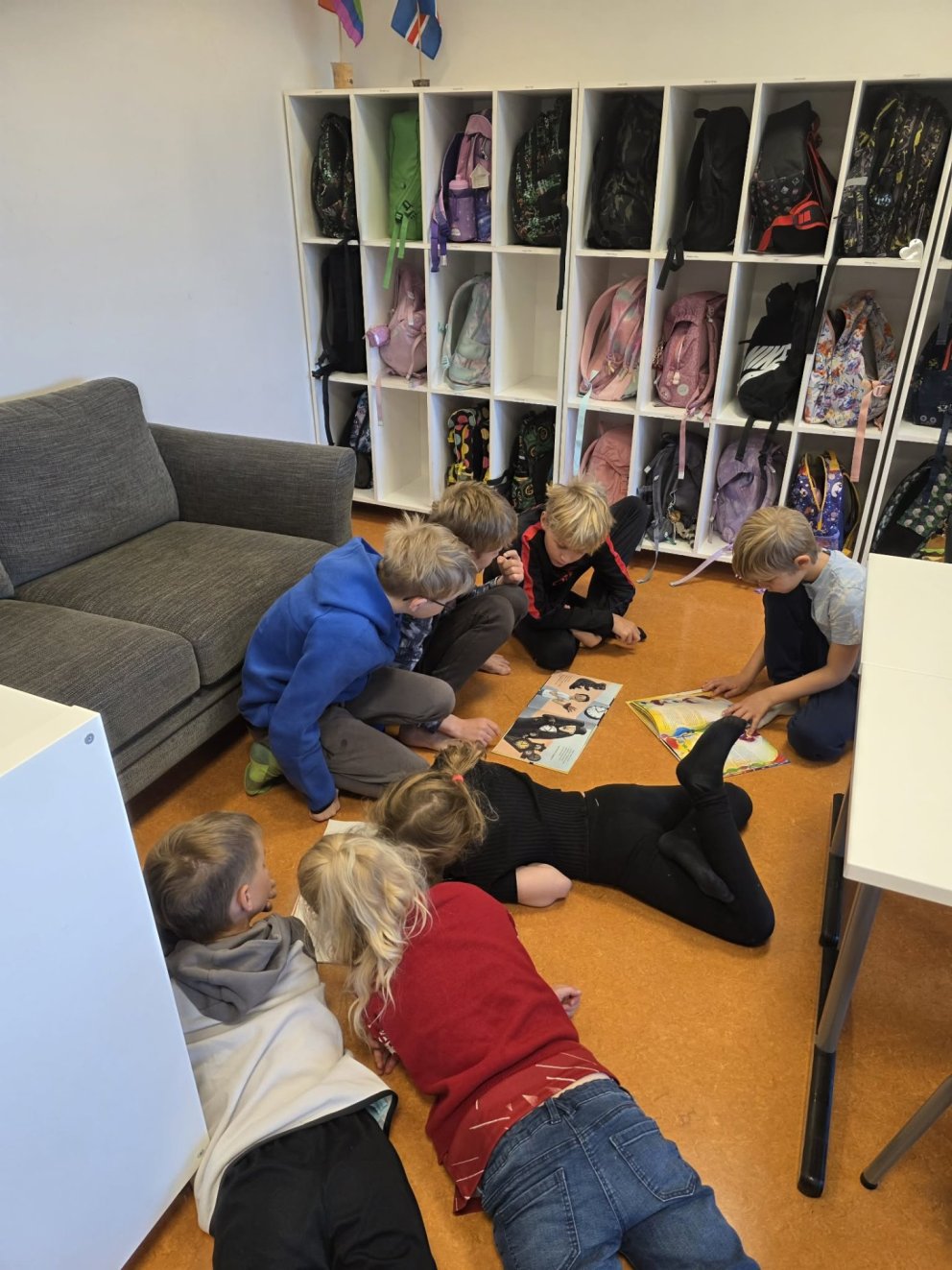 árgangar hittast og lesa saman