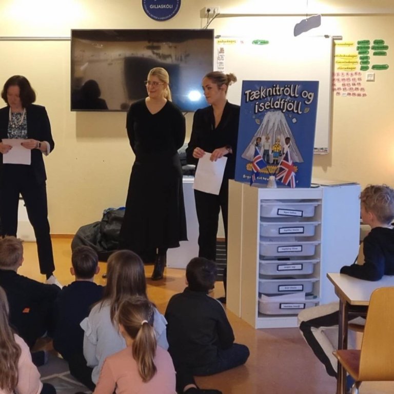 Heimsókn Dr. Bryony Mathew