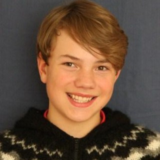 Stólar og borð í Giljaskóla