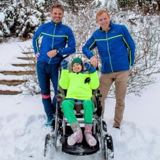 Hlaupið heim - til styrktar Kristjáns Loga, sérdeildar og barnad. SAk