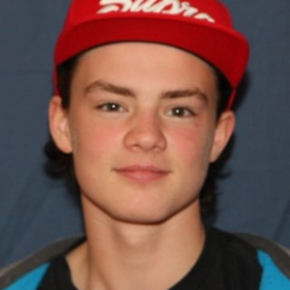 Gluggarnir við kennslustofurnar