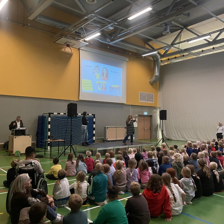 Kynning á Svakalegu lestrarkeppninni