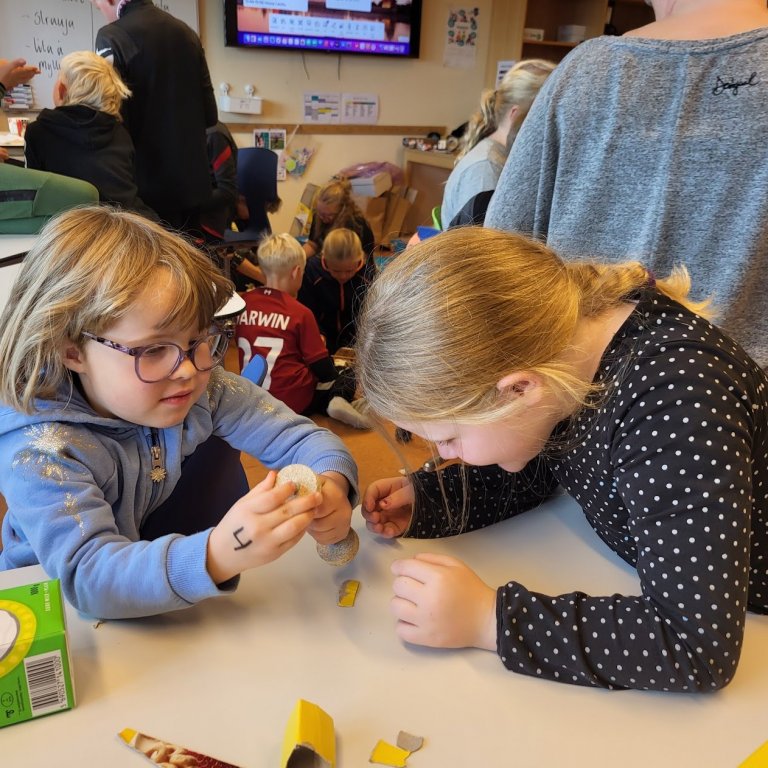 Vel heppnuðum þemadögum hjá 1. - 7. bekk lokið